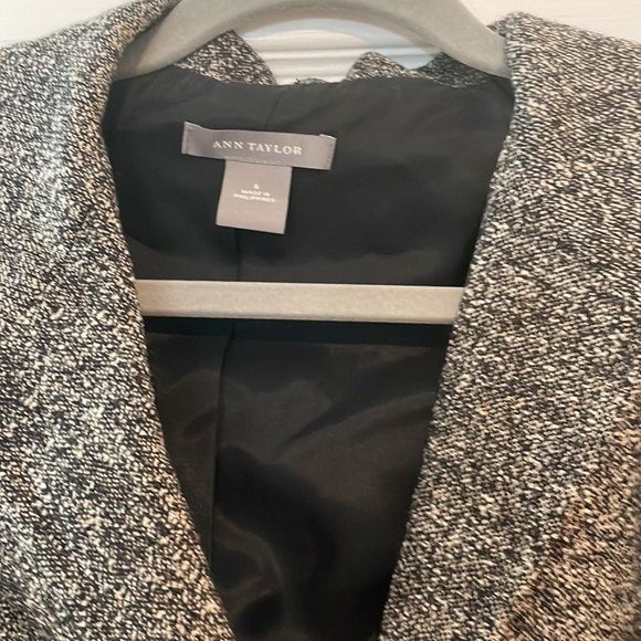 Anne Taylor Tweed Jacket - Picture 2 of 3